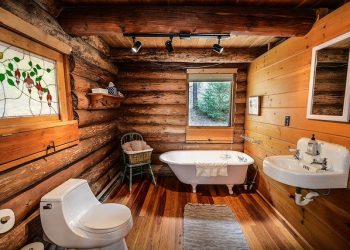 Pode usar piso de madeira no banheiro?