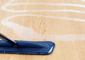 Piso de Madeira – 6 dicas para não riscar o piso!