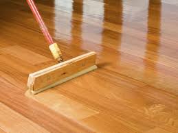 Como cuidar do piso de taco de madeira?